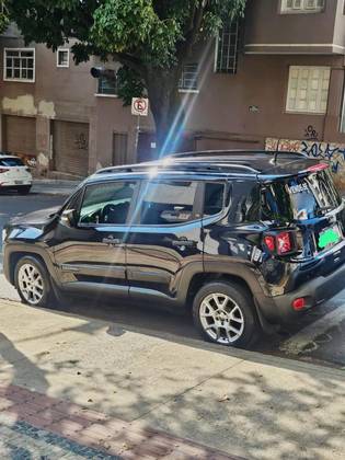 JEEP RENEGADE 1.8 16V FLEX SPORT 4P AUTOMÁTICO JEEP RENEGADE 1.8 16V FLEX SPORT 4P AUTOMÁTICO